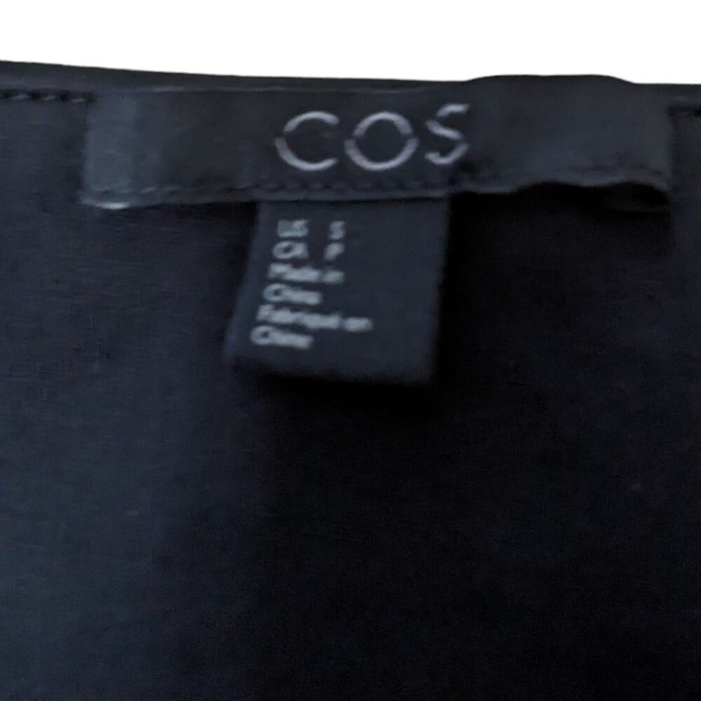 COS Black Belted Vest - Picture 3 of 4